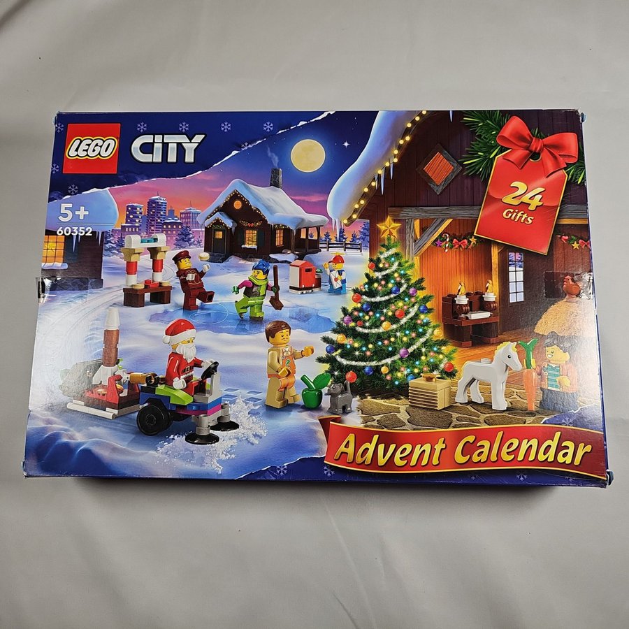 LEGO City Adventkalender 60352. År 2022.