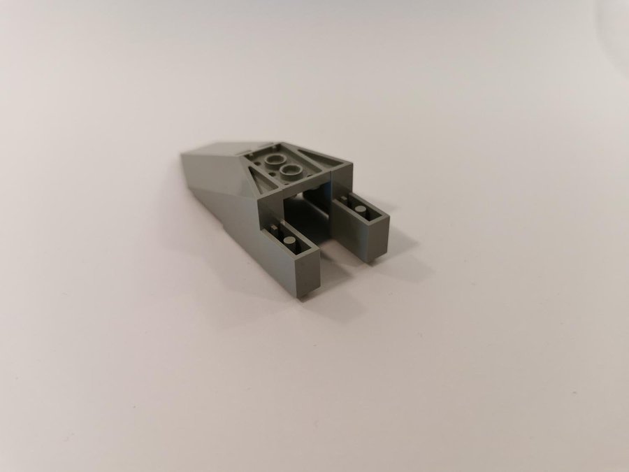 Lego - underdel - cockpit - 11x4x2 2/3 - part 6058 - ljusgrå (old light gray)