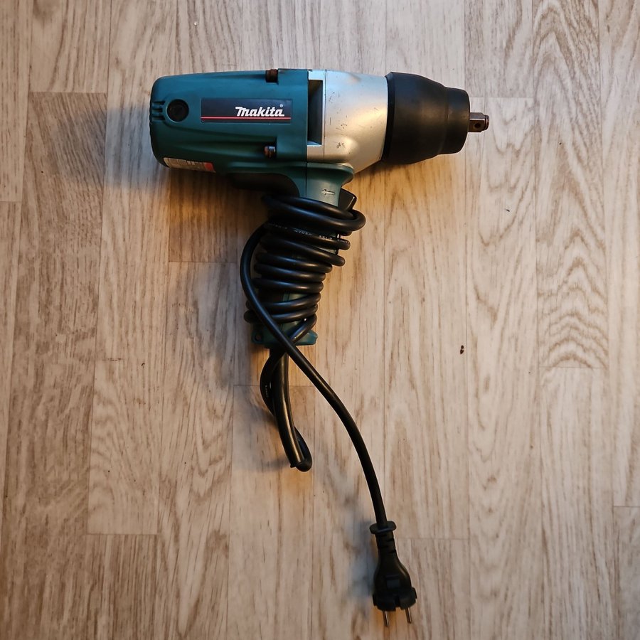 Makita TW0350 mutterdragare "nypris 3500kr"