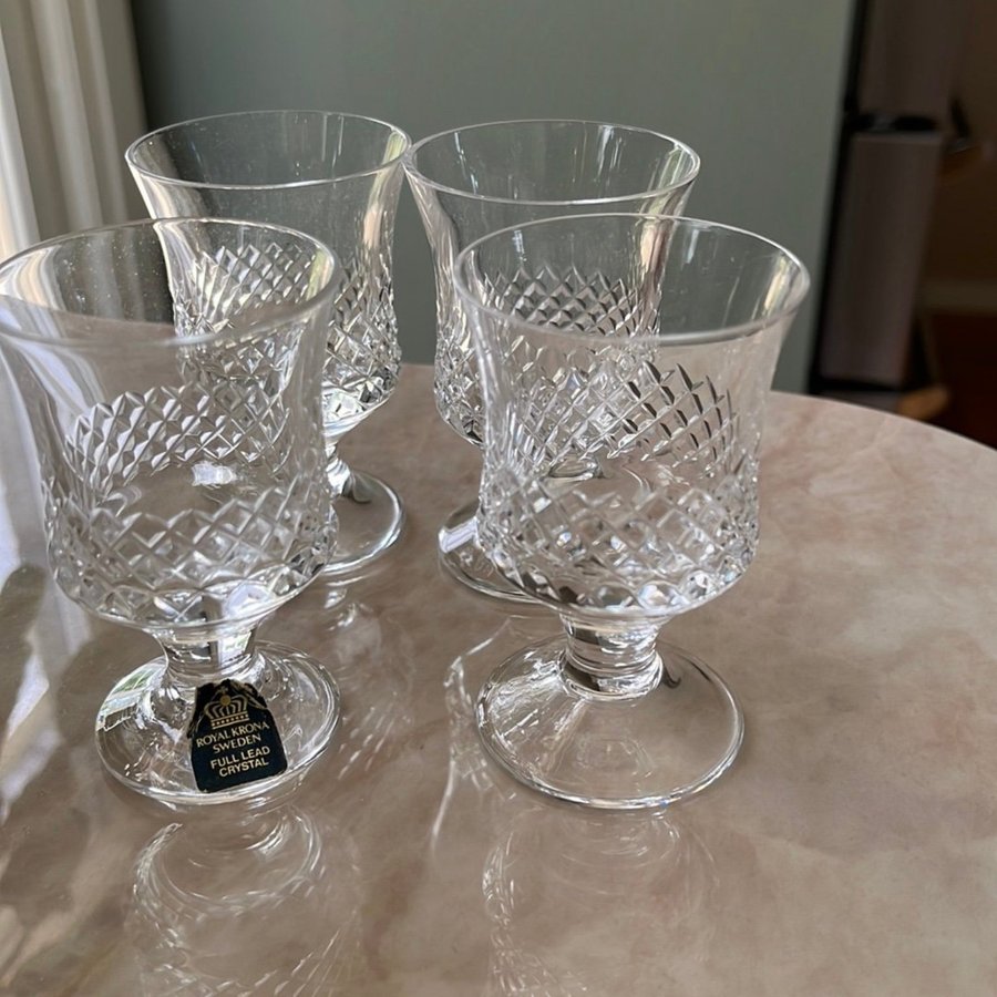 Likörglas eller portvinsglas 5 st Diadem Royal krona Sweden  vintage