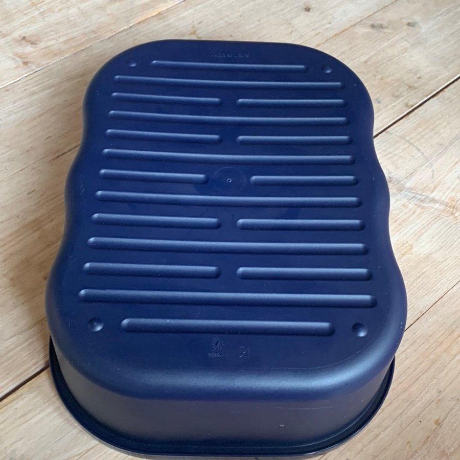 Tupperware brödburk