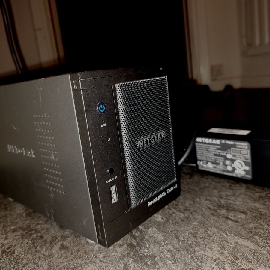 NETGEAR ReadyNAS Duo v2 helt helt ny