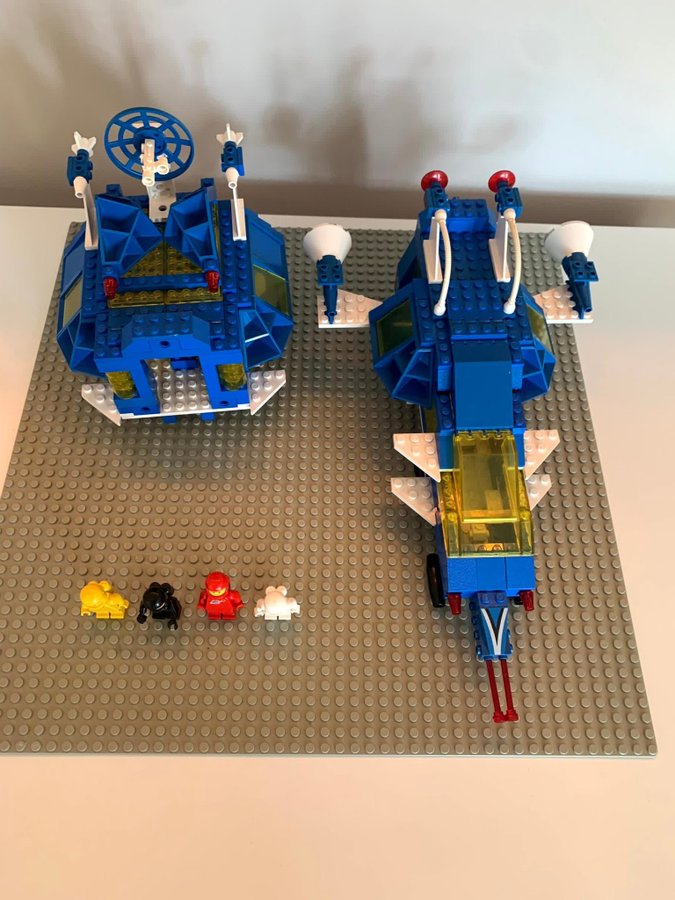 LEGO 6985 - Space Cruiser