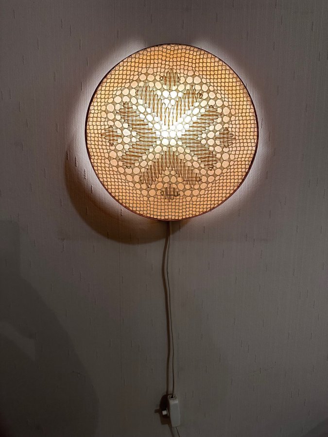 Vägglampa, plafond, furulampa, näversöm spånlampa, swedish modern, vintage