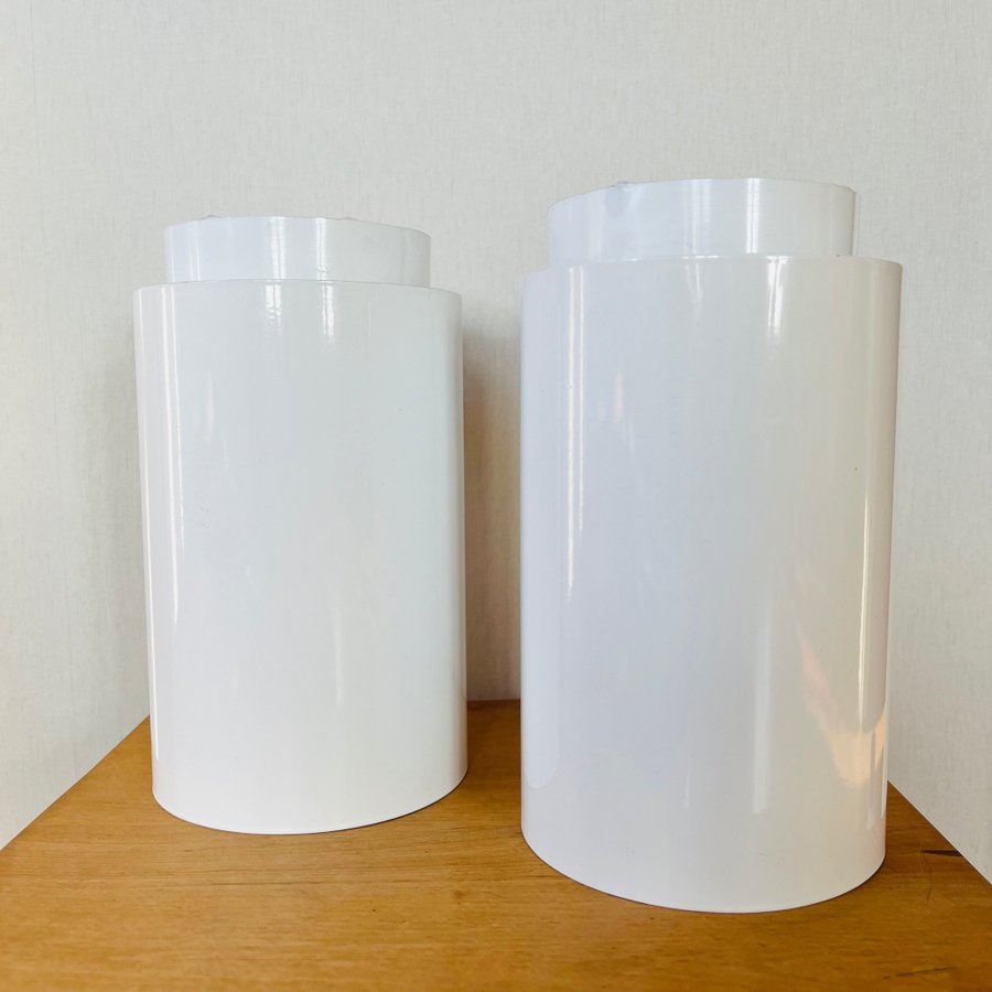 2 minimalistiska taklampor vit metall IKEA - vintage 90-tal - fint skick!