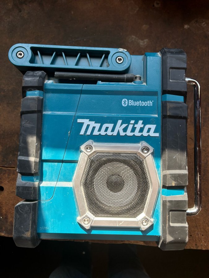 Makita radio bluetooth