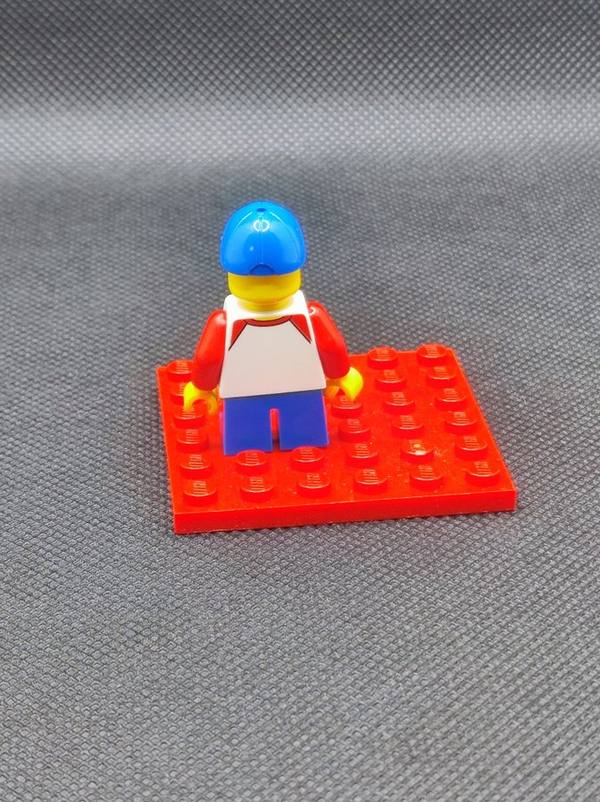 LEGO Minifigur Town: twn302 Boy - Classic Space Shirt with Red Sleeves