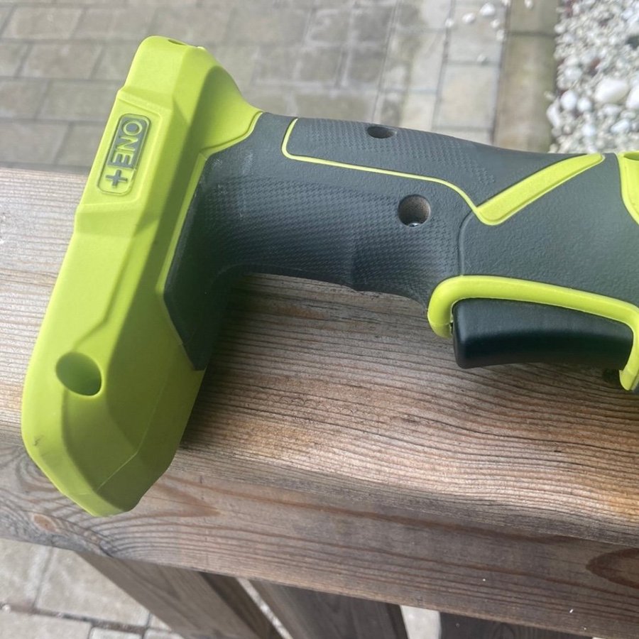 Ryobi Multi-Tool R18MT