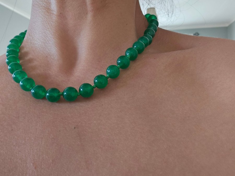 Jade halsband 265Ct.