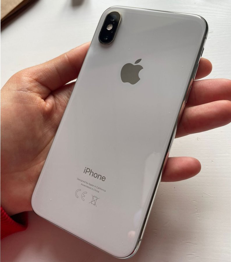 iPhone X 64GB Silver