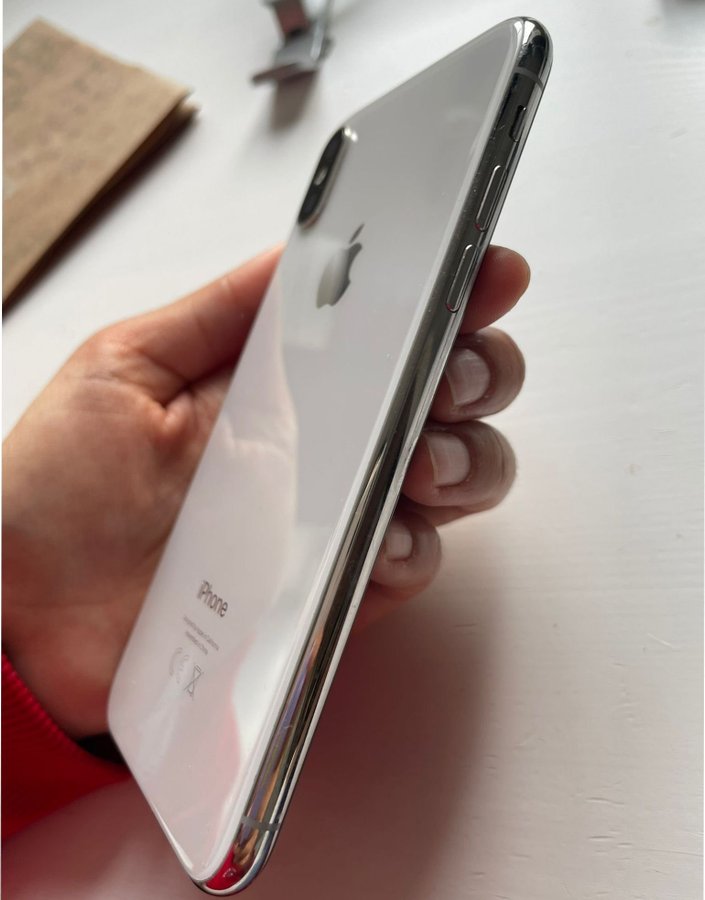 iPhone X 64GB Silver