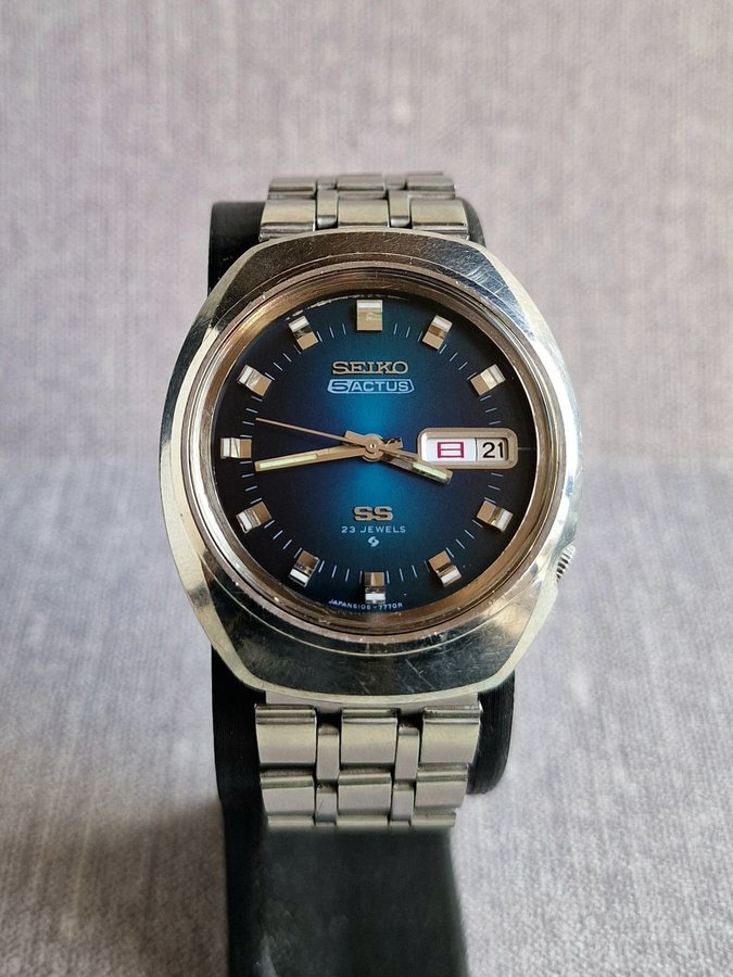 Seiko 5 Actus SS 6106 - Automatiskt herrur från Maj 1973. Upplagd igen.