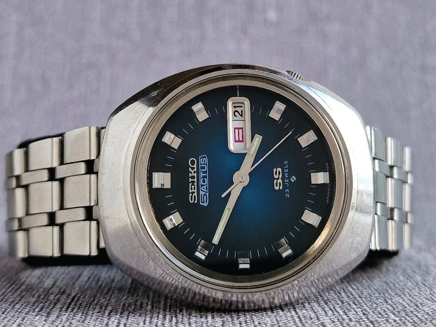 Seiko 5 Actus SS 6106 - Automatiskt herrur från Maj 1973. Upplagd igen.