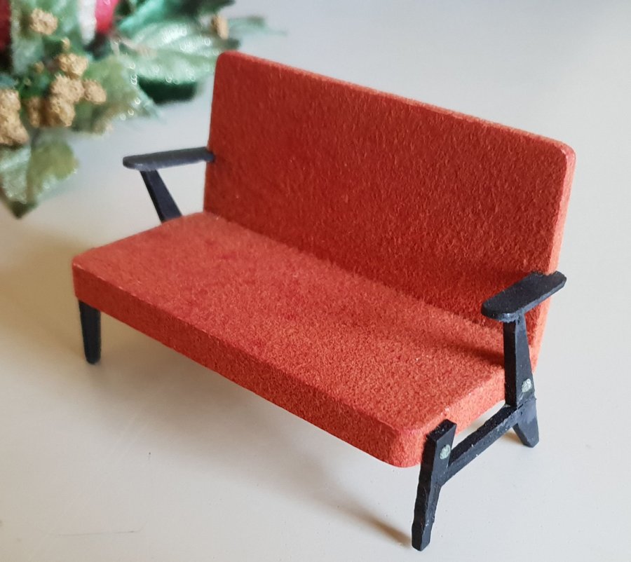 Retro soffa Lerro Lundby dockskåpsmöbler minatyr