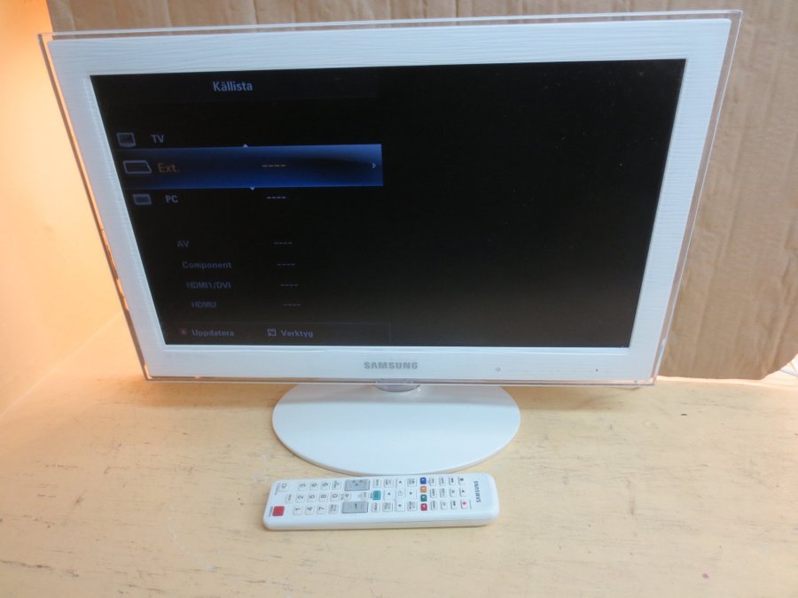 Samsung UE22C4015PW Lcd TV 22"