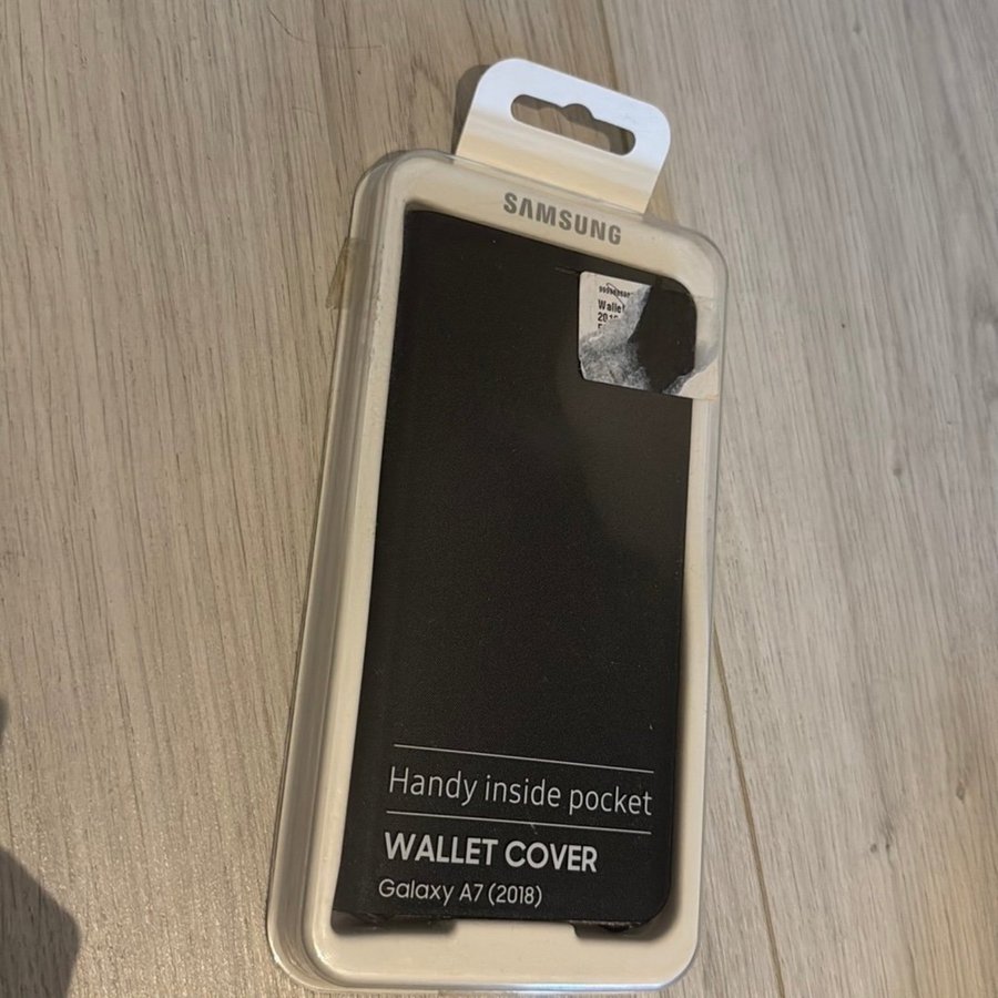 Samsung Galaxy A7 (2018) Wallet Cover