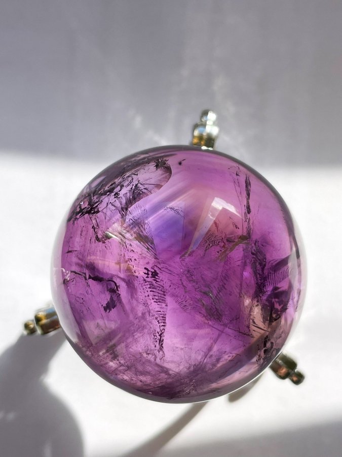 Ametrine och amethyst sphere with Trapiche zones