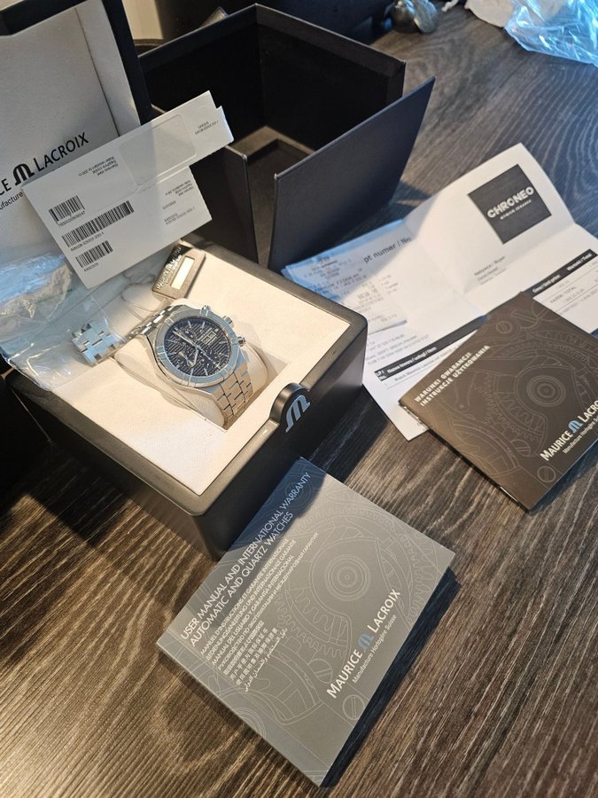 Maurice Lacroix Aikon Chronograph och Sinn 303 Special Mazda RX-8 LE