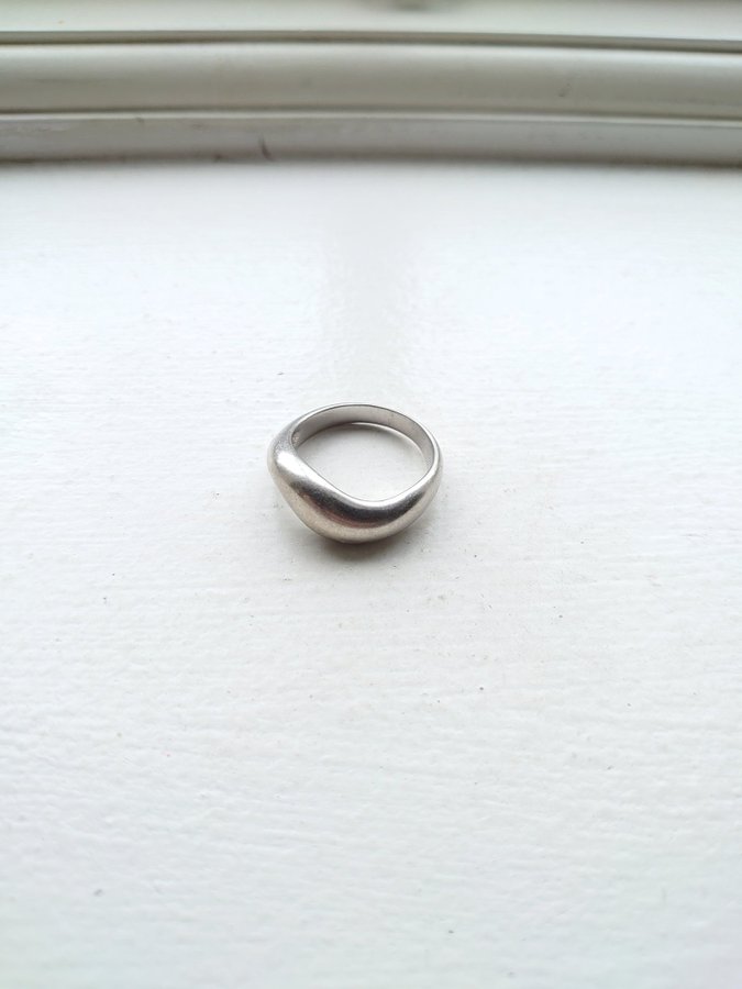 Annorlunda ring silver?