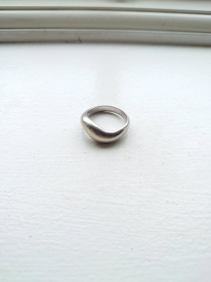 Annorlunda ring silver?