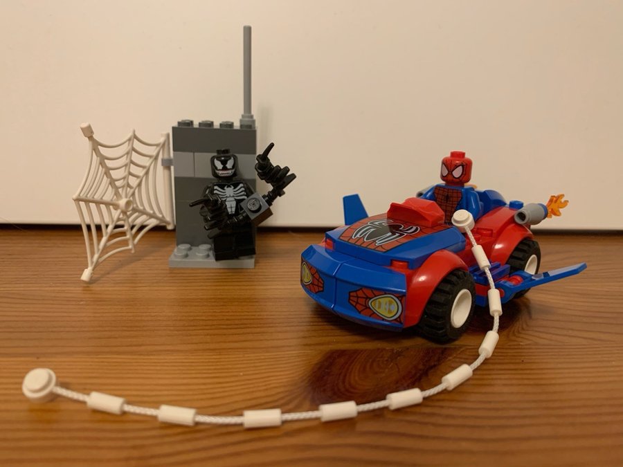 Lego Juniors 10665 - Spider-Man  Venom