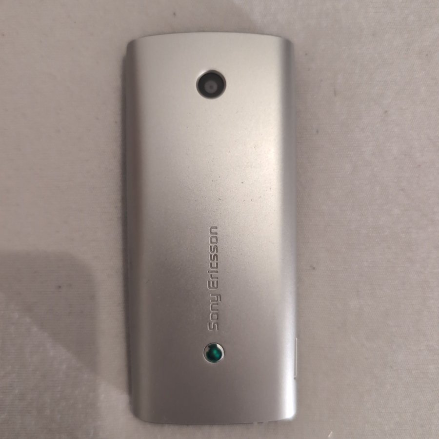 Sony Ericsson Cedar (J108i)