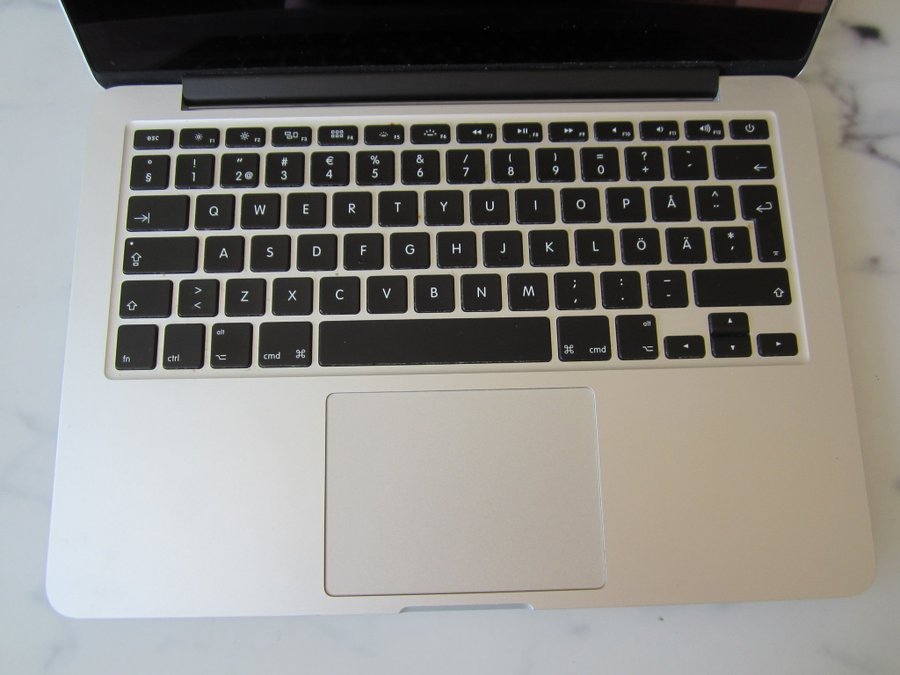 Apple MacBook Pro (13.3 - Mid 2014) A1502 (skärm  batteri defekt) EMC 2875