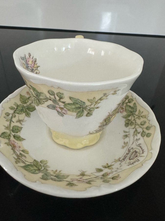 Vintage Royal Doulton ”Spring”Jill Barklem Bone China Made in England 1983