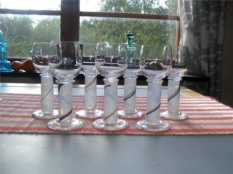 6 st vitvinsglas Rainbow Kosta-Boda Vallien signerade