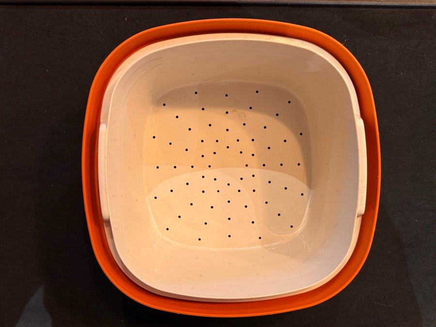 Tupperware Behållare orange