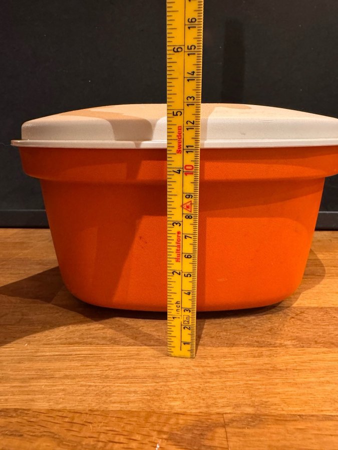 Tupperware Behållare orange