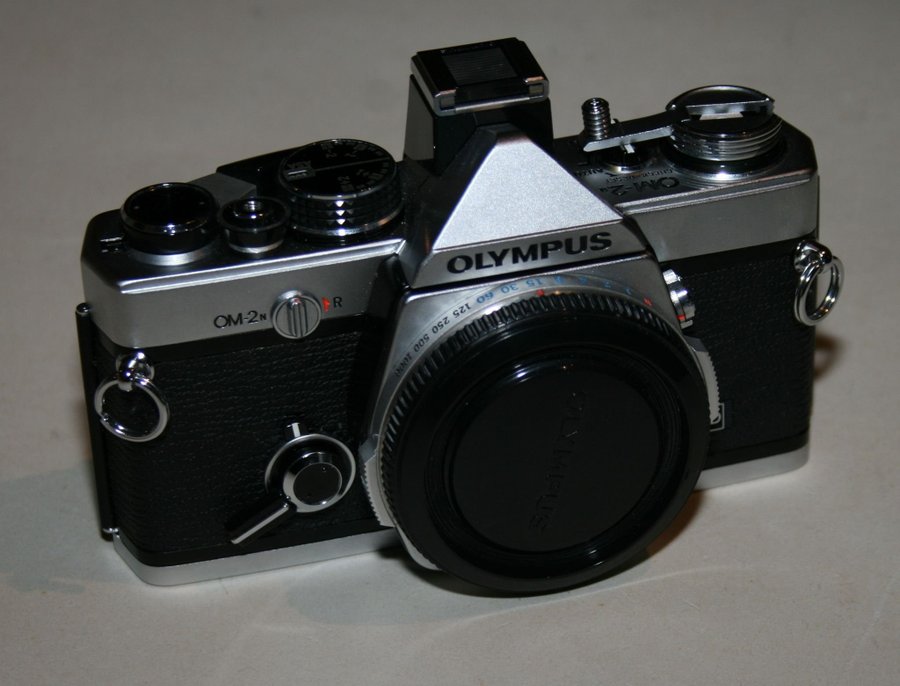 Olympus OM-2n Kamerahus med databakstycke