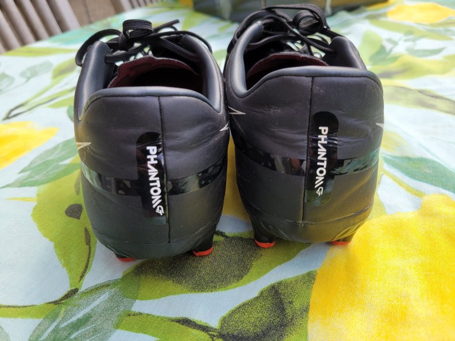 Nike Phantom GT fotbollsskor Svart EUR 42