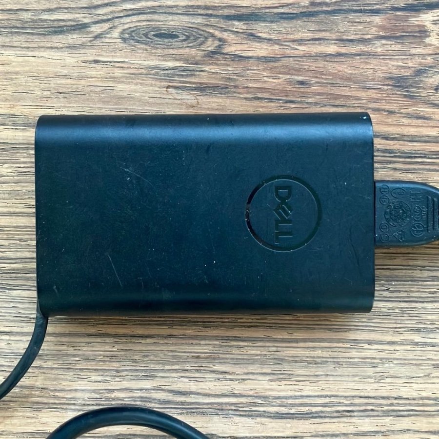 Dell 65W AC/DC Adapter