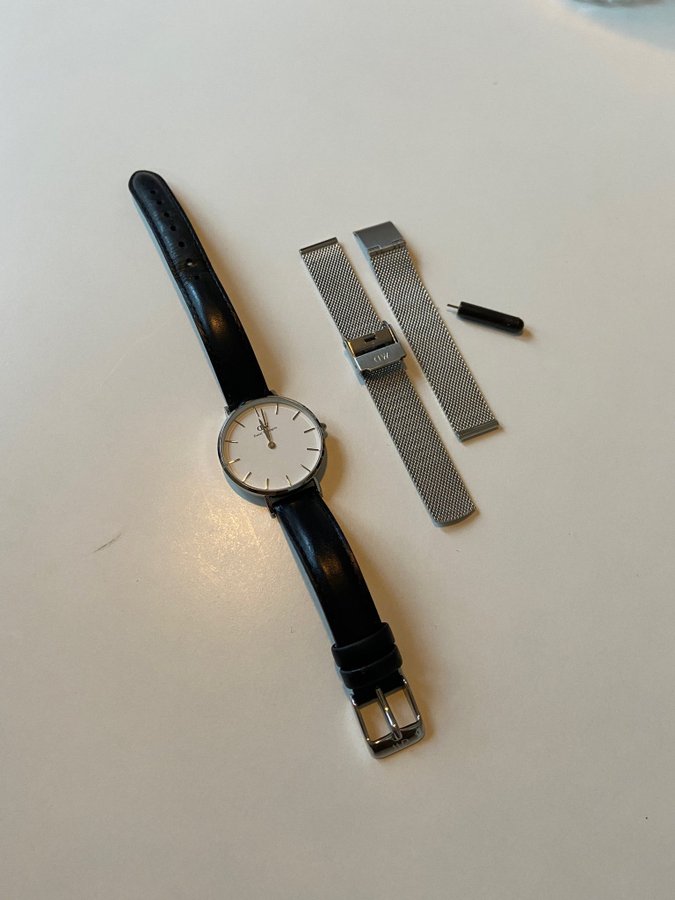 Klocka Petit Sheffield+Sterling 32mm från Daniel Wellington