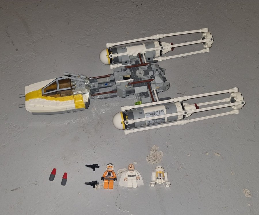 LEGO Star Wars 9495 - Y-wing