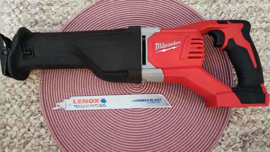 Milwaukee M18 tigersåg