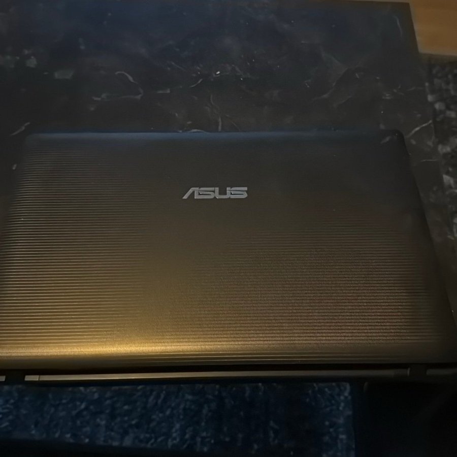 ASUS X53E Laptop