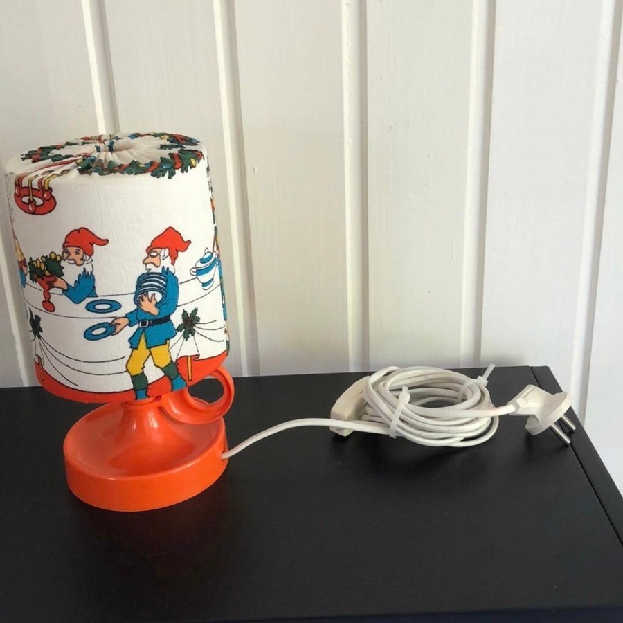 Jullampa med tomtar retro orange