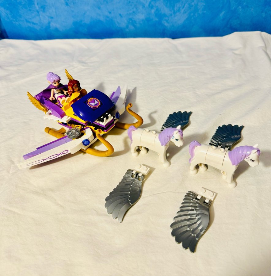 Lego Elves från 41077 Airas Pegasus Sleigh Ej komplett i mkt fint skick