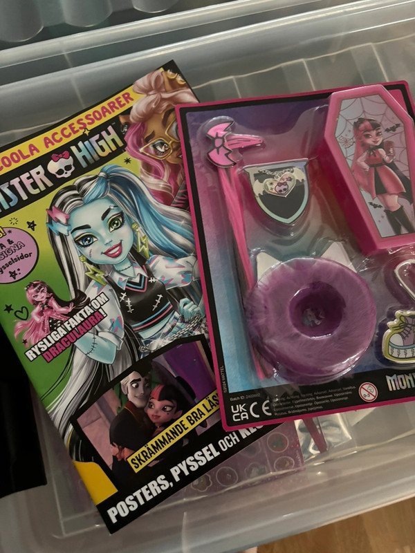 Monster High - Tidning