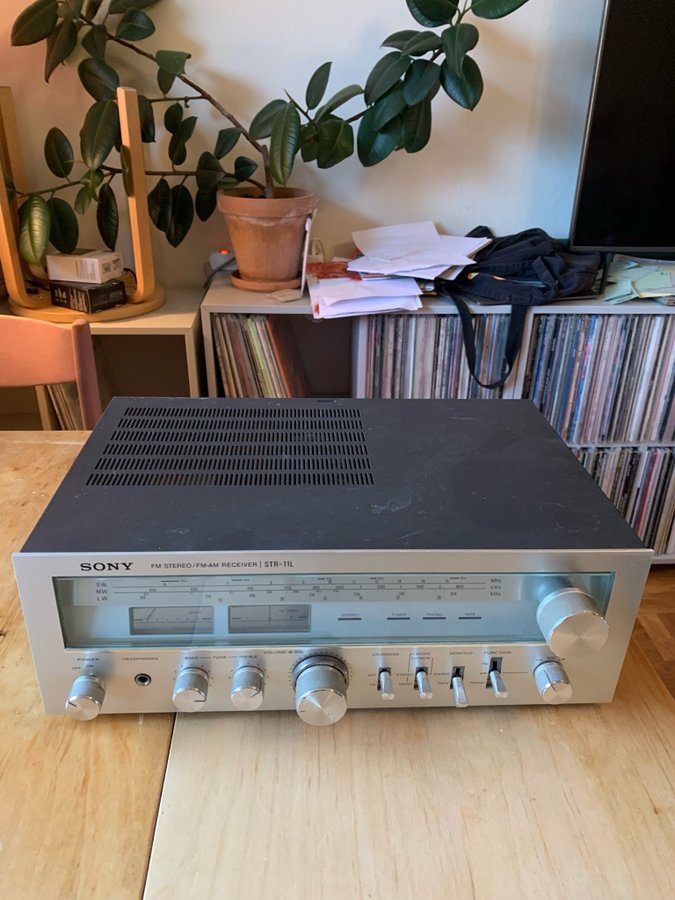 Sony STR-11L FM Stereo/FM AM Receiver