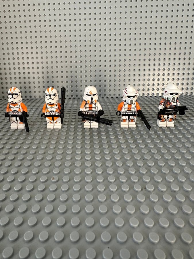 5 st LEGO Star Wars Clone Troopers (Orange)