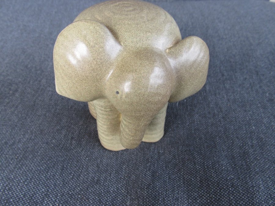 Lisa Larsson Keramik Elefant Figur