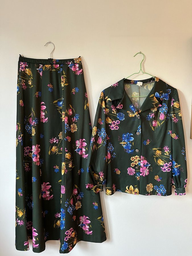 Retro grönt blommigt set blus  maxi kjol 70-tal! Vintage!