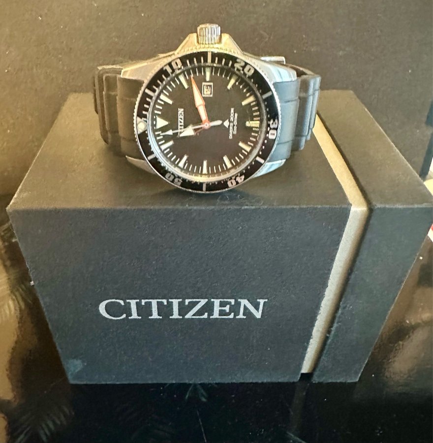 Citizen Eco-Drive Dykarklocka