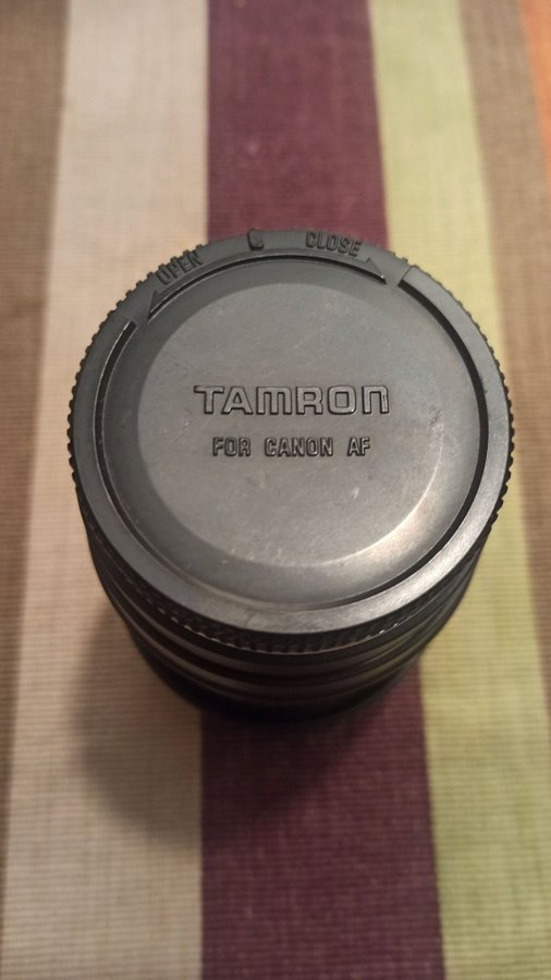 Tamron AF 70-300mm 1:4-5.6 Di LD Macro Objektiv