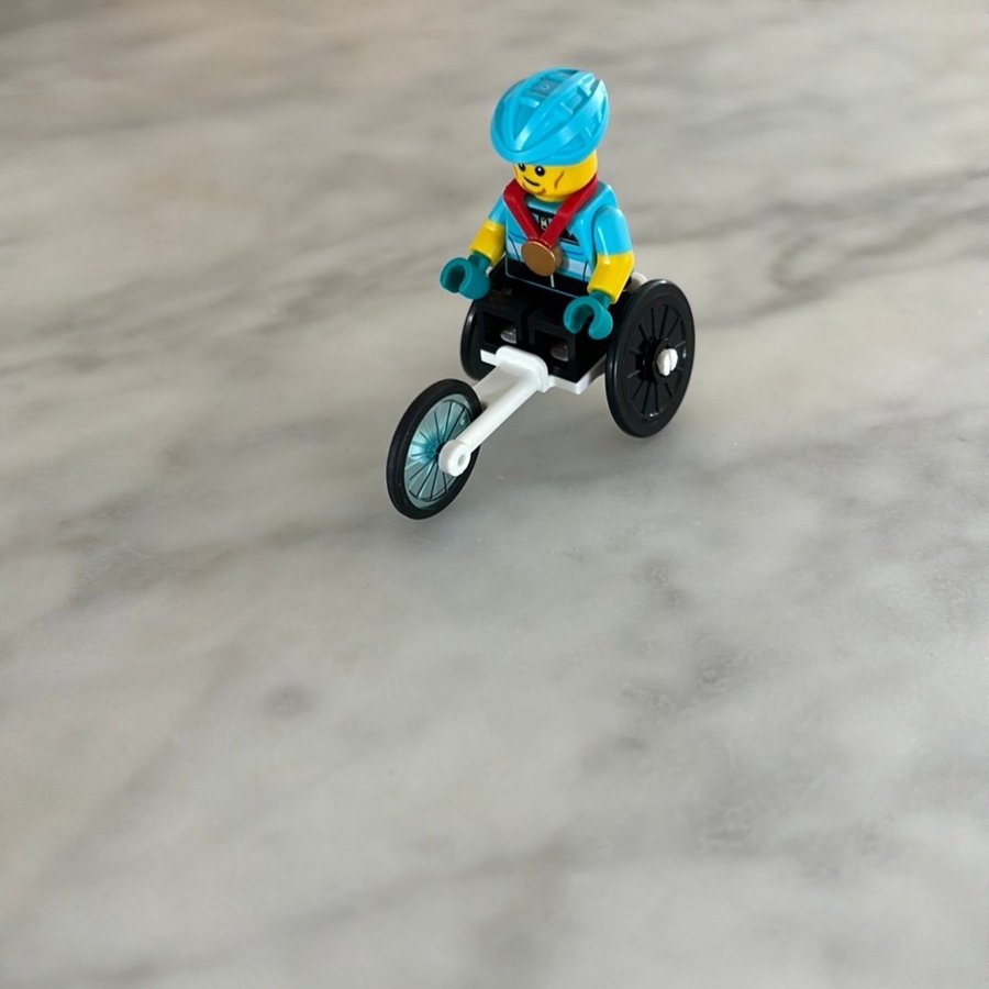 Lego CMF Series 22 - Paralympisk Cyklist 71032