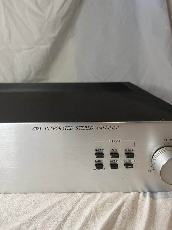 PHILIPS 302L INTEGRATED STEREO AMPLIFIER - FUNGERANDE