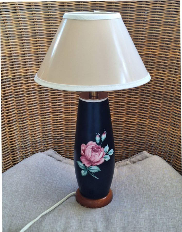 Retro Bordslampa med rosmotiv